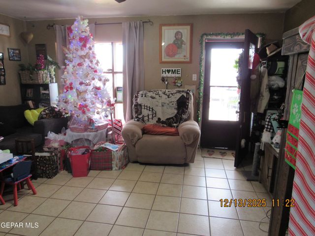 965 Duskin Drive, El Paso, TX 79907