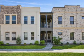 305 Sunset Lane 102, Fort Worth, TX 76114