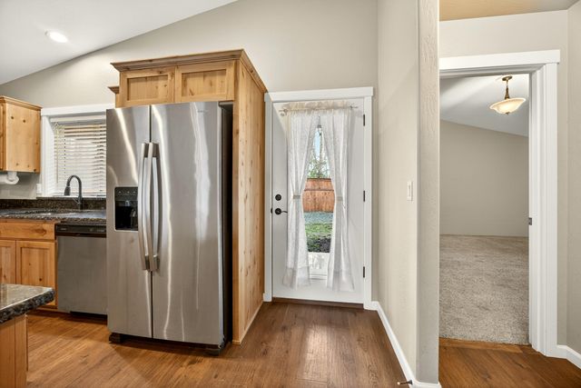 1743 Kellenbeck Avenue, Grants Pass, OR 97527