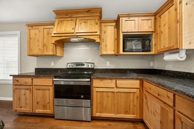 1743 Kellenbeck Avenue, Grants Pass, OR 97527