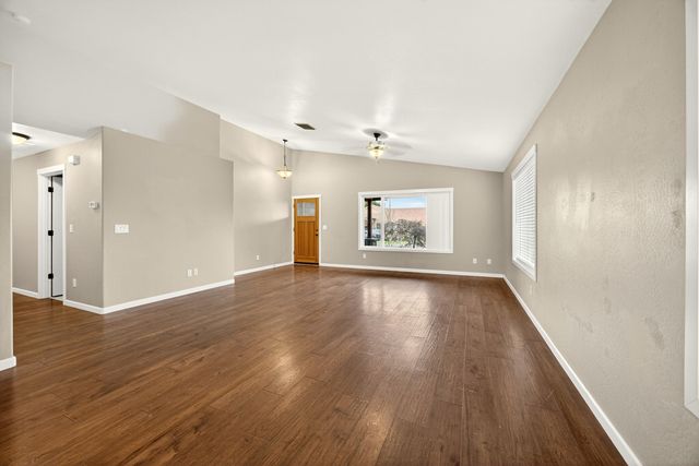 1743 Kellenbeck Avenue, Grants Pass, OR 97527