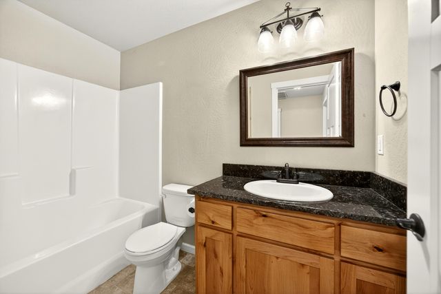 1743 Kellenbeck Avenue, Grants Pass, OR 97527