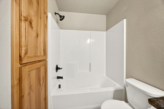 1743 Kellenbeck Avenue, Grants Pass, OR 97527