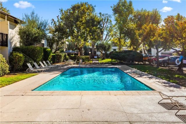 23515 Lyons Avenue S7, Valencia, CA 91355