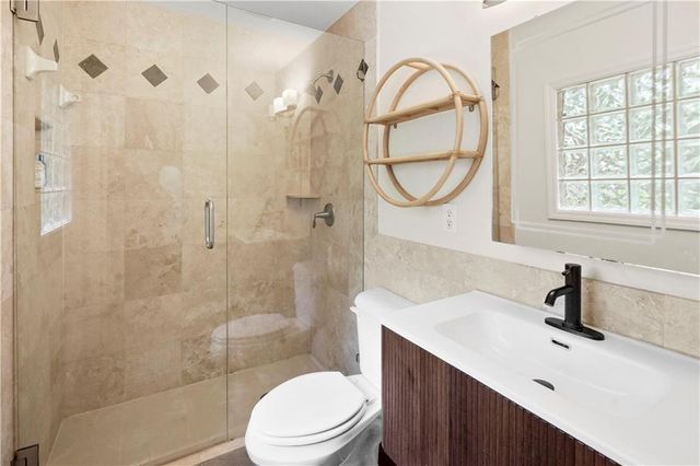 2480 Flair Knoll Drive NE, Atlanta, GA 30345