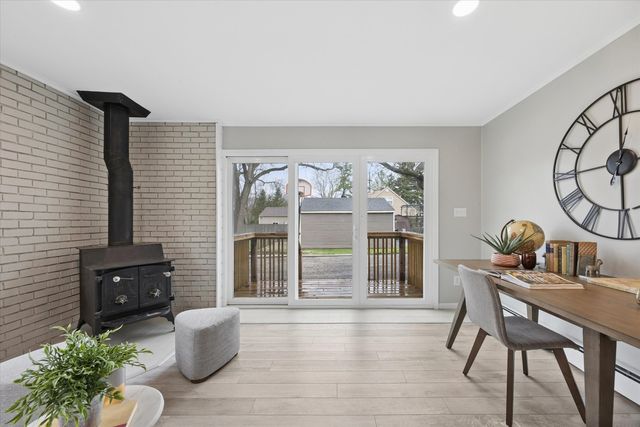 806 Walnut Street, Batavia, IL 60510