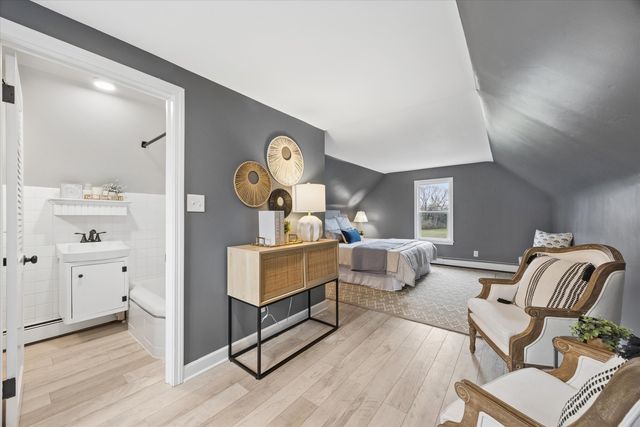 806 Walnut Street, Batavia, IL 60510