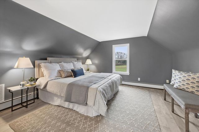 806 Walnut Street, Batavia, IL 60510