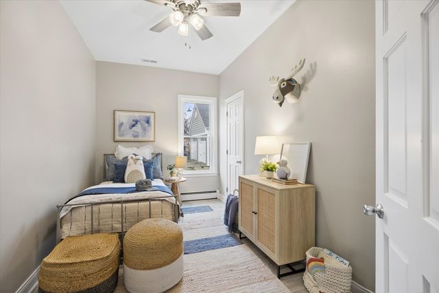 806 Walnut Street, Batavia, IL 60510