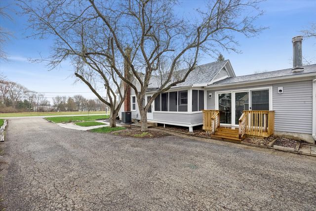 806 Walnut Street, Batavia, IL 60510