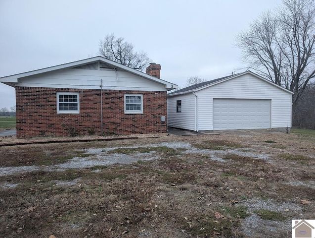 1810 Gholson Rd, West Paducah, KY 42086