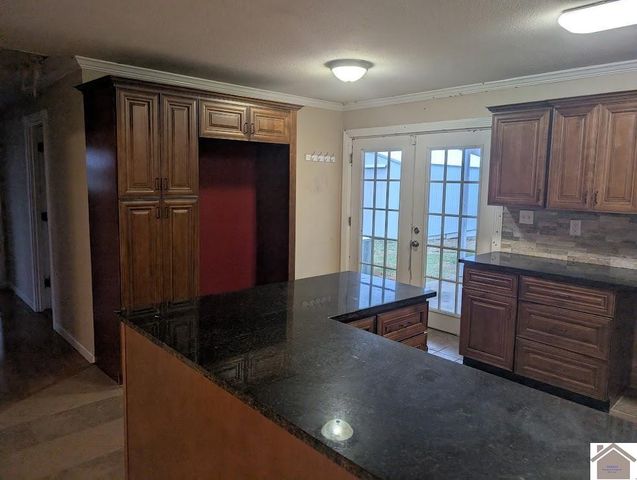 1810 Gholson Rd, West Paducah, KY 42086