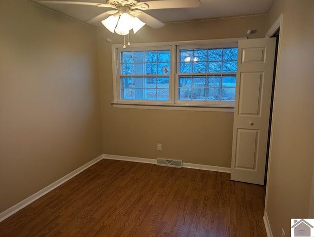 1810 Gholson Rd, West Paducah, KY 42086