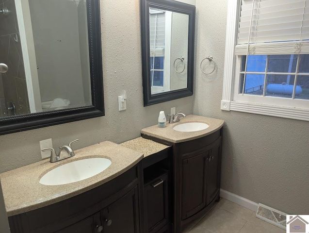 1810 Gholson Rd, West Paducah, KY 42086