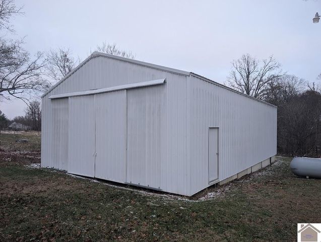 1810 Gholson Rd, West Paducah, KY 42086