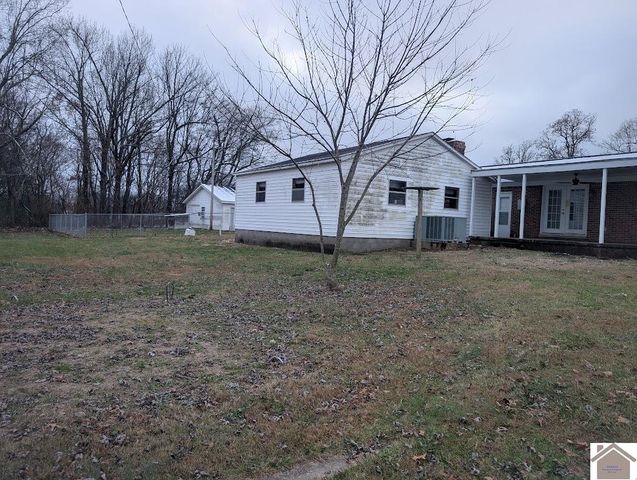 1810 Gholson Rd, West Paducah, KY 42086