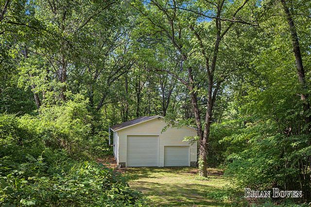 4383 Honey Creek Avenue, Ada, MI 49301