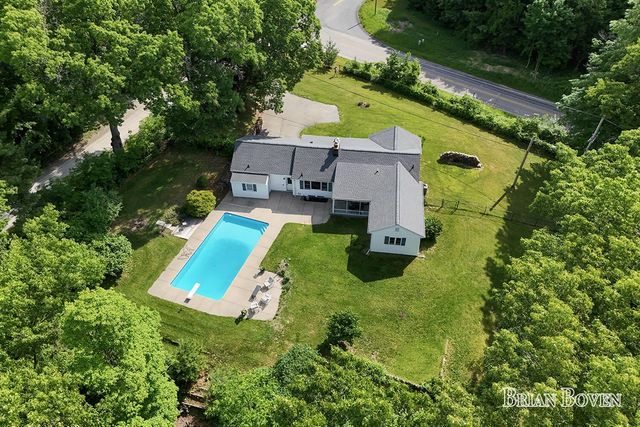 4383 Honey Creek Avenue, Ada, MI 49301
