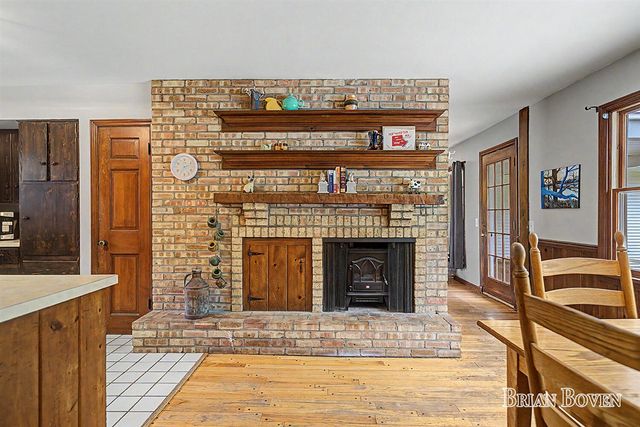 4383 Honey Creek Avenue, Ada, MI 49301