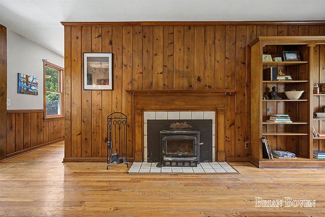 4383 Honey Creek Avenue, Ada, MI 49301