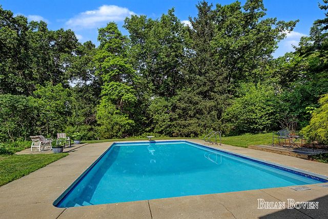 4383 Honey Creek Avenue, Ada, MI 49301