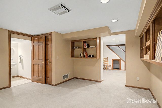 4383 Honey Creek Avenue, Ada, MI 49301