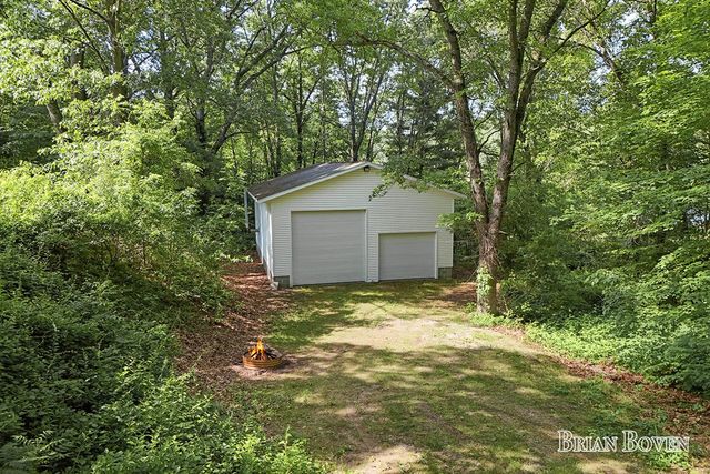 4383 Honey Creek Avenue, Ada, MI 49301