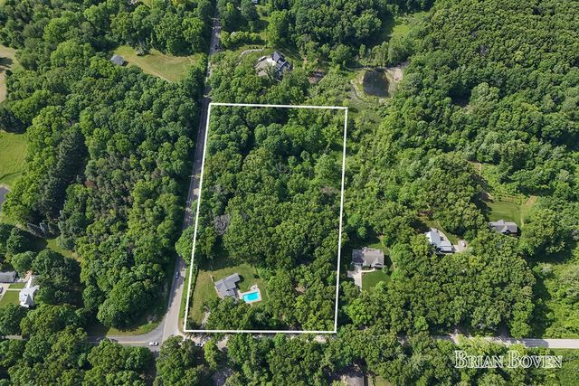 4383 Honey Creek Avenue, Ada, MI 49301