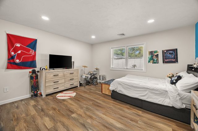 80 Edward Rd, Raynham, MA 02767
