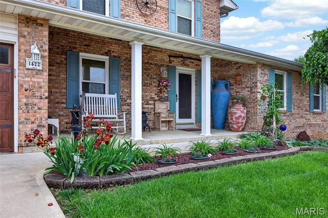 1422 Cobblestone Drive, St Charles, MO 63304