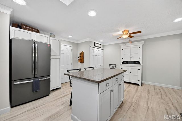 1422 Cobblestone Drive, St Charles, MO 63304