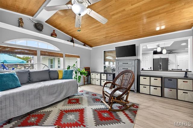1422 Cobblestone Drive, St Charles, MO 63304
