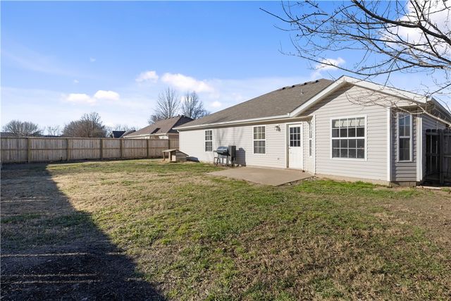 1343 Fox Trail Drive, Elkins, AR 72727