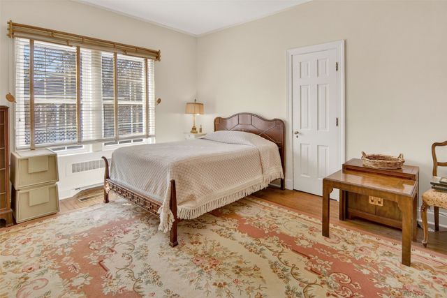 808 Elm Street, Graham, TX 76450