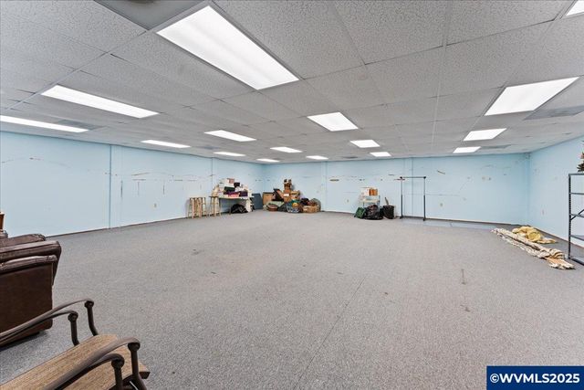 2155 Pioneer Rd, Dallas, OR 97338