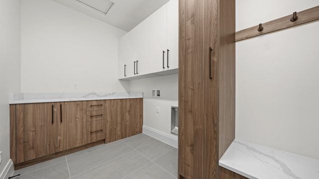 690 Edgecliff Court, Grand Junction, CO 81506