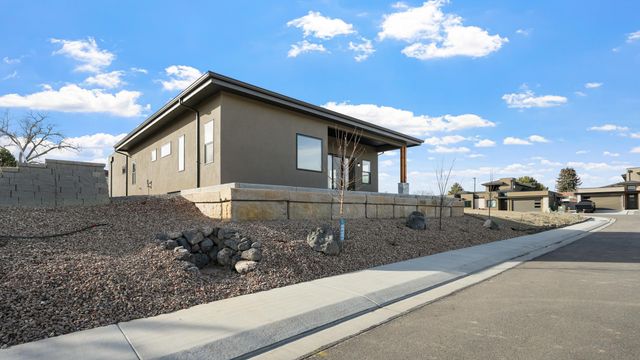 690 Edgecliff Court, Grand Junction, CO 81506