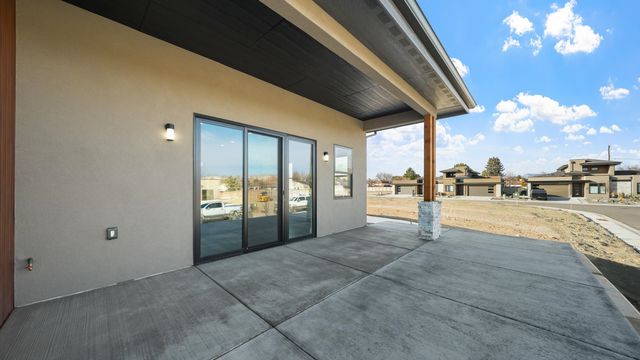 690 Edgecliff Court, Grand Junction, CO 81506