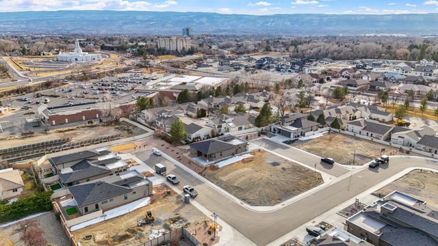 690 Edgecliff Court, Grand Junction, CO 81506