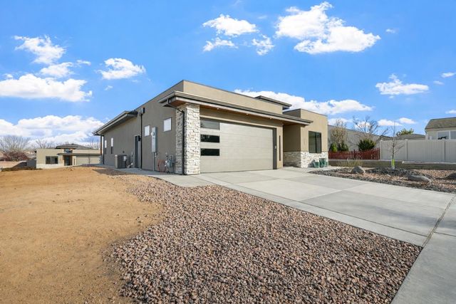 690 Edgecliff Court, Grand Junction, CO 81506