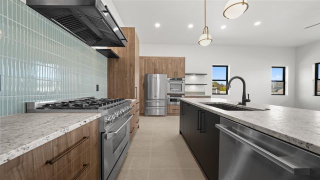 690 Edgecliff Court, Grand Junction, CO 81506