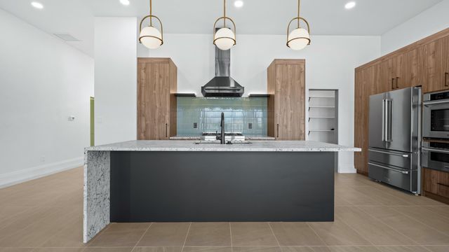 690 Edgecliff Court, Grand Junction, CO 81506