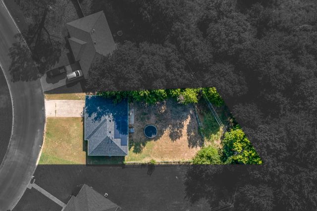 1225 Sandstone Drive, Cleburne, TX 76033