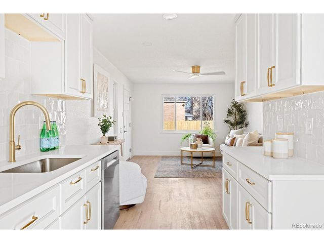 762 Dahlia St, Denver, CO 80220