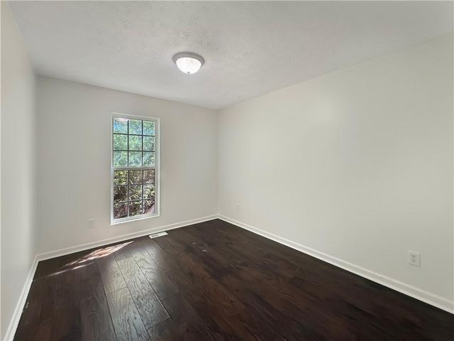 2788 Valley Green Drive, Gainesville, GA 30504