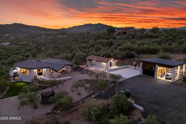 43024 N 24TH Street, New River, AZ 85087