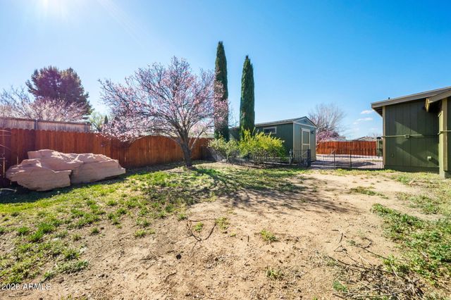 5261 N ROBERT Road, Prescott Valley, AZ 86314