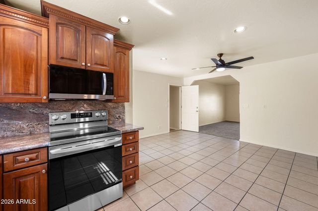 5261 N ROBERT Road, Prescott Valley, AZ 86314