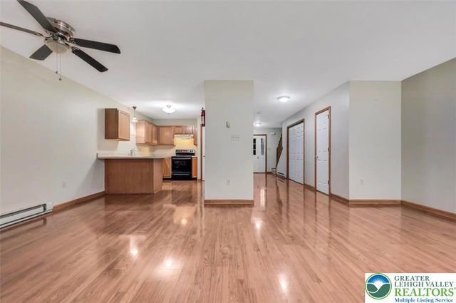 613 Country Acres Court, Chestnuthill Twp, PA 18330