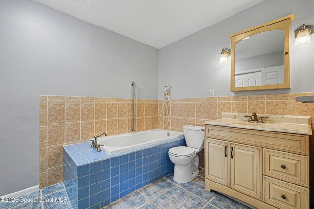 5 Fairway Drive 5, Cocoa Beach, FL 32931